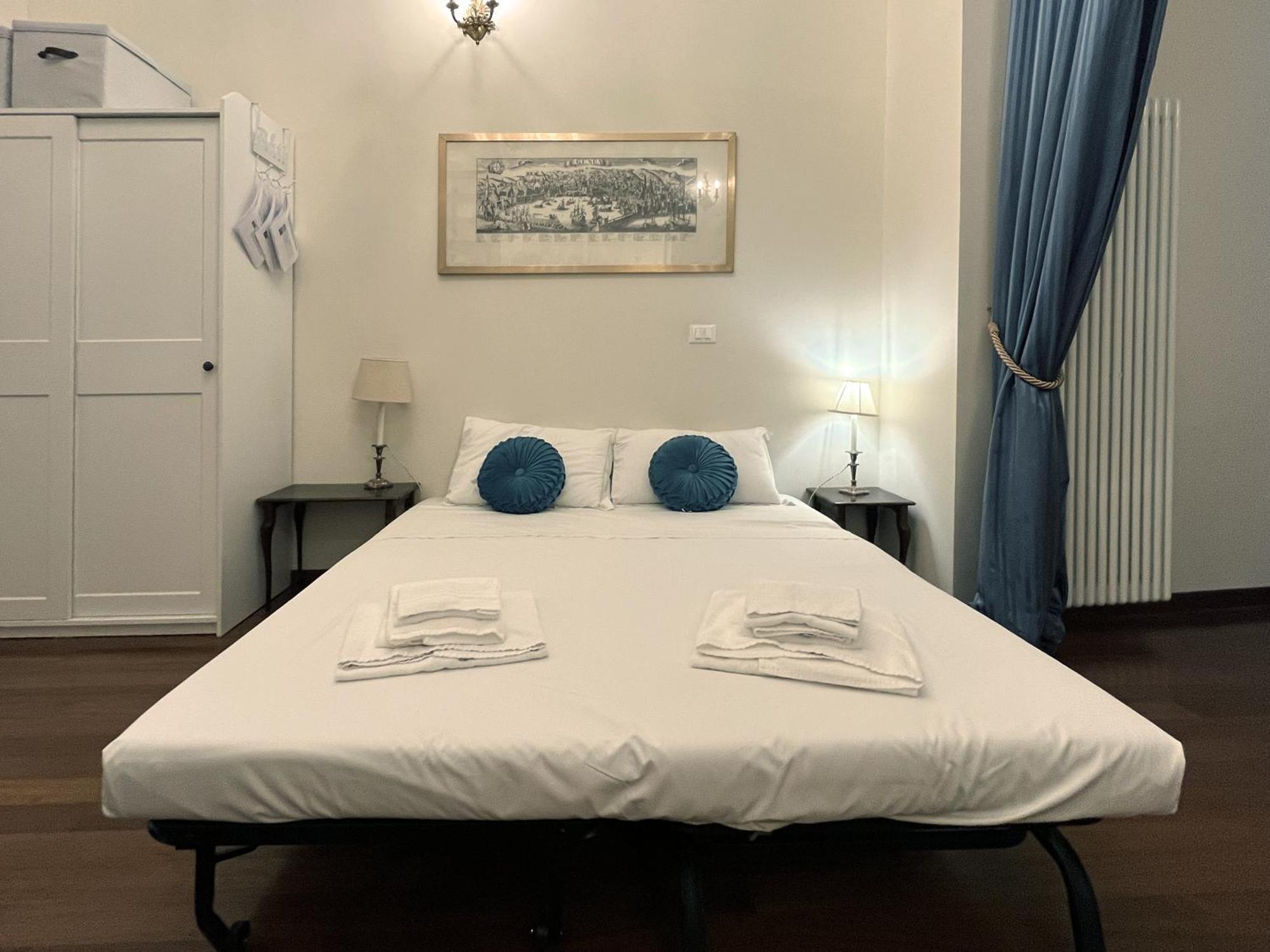 Giano Host - Lomellini Appartement *